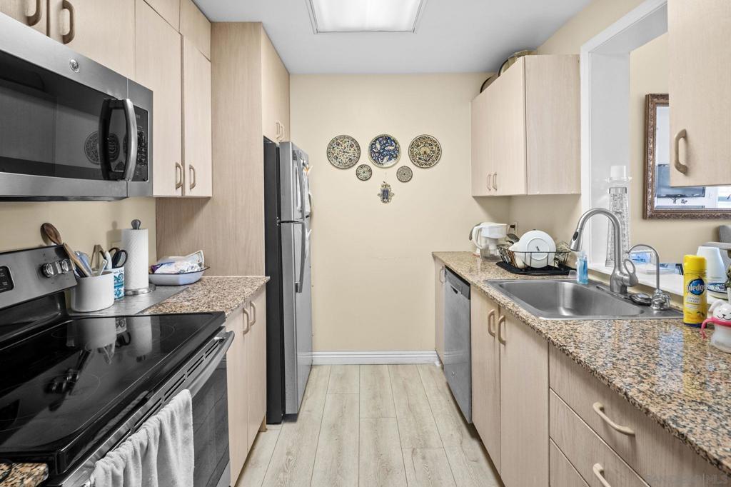 3890 Nobel Drive 204