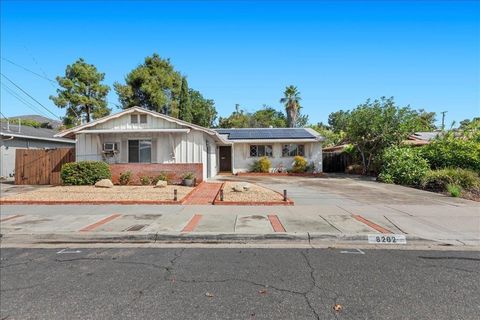 Photo of 8202 Beaver Lake Drive Dr, San Diego, CA 92119 (MLS # 250039361SD) Photo of 8202 Beaver Lake Drive Dr, San Diego, CA 92119 (MLS # 250039361SD)