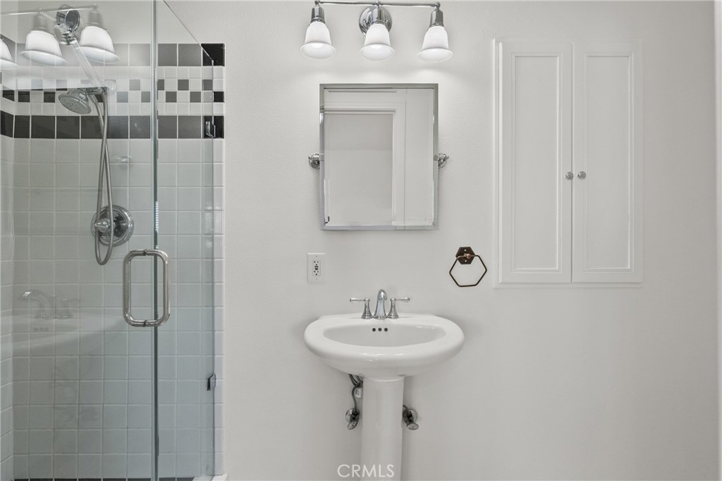 Chelsea (CHEL) - Residential