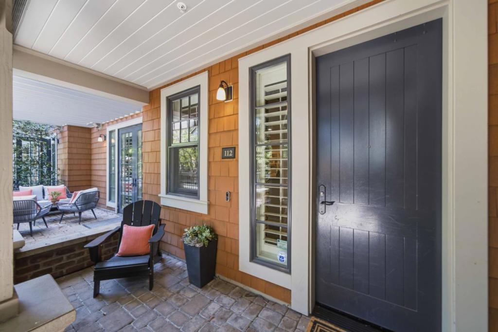 325 Channing Avenue 112