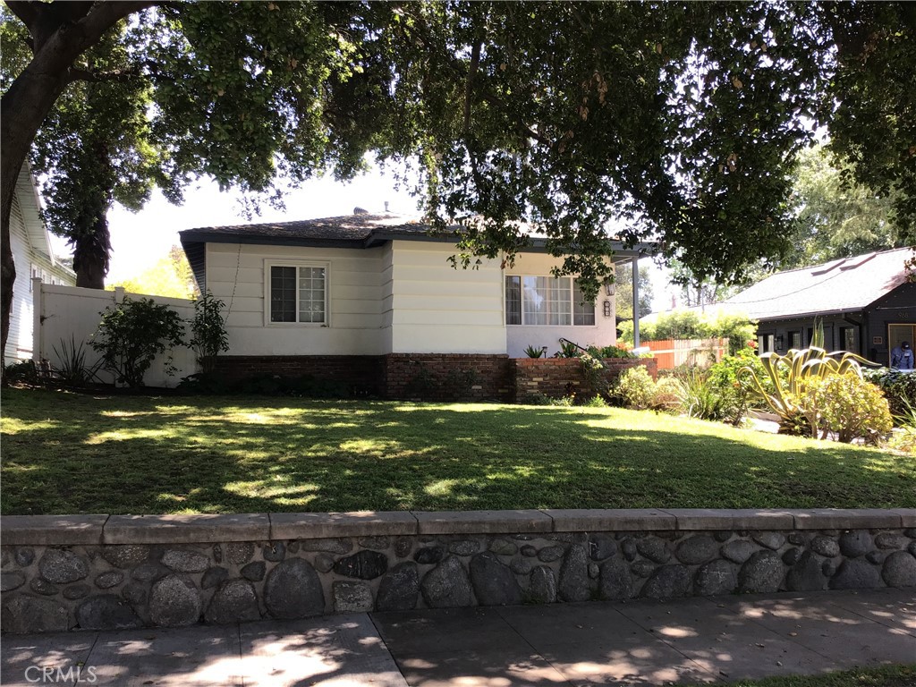 Welcome to this wonderful opportunity to own a duplex in the sought after Washington Square Neighborhood. With a large setback you'll find the setting tranquil and the homes delightful. The front unit 974 Palm Terrace, at just under 1200 square feet, is a traditional home with wood floors. Being built around 1956, the large open floor plan, living, dining and kitchen allow for great flow for entertaining. The bedrooms are generous and there is a washer and dryer in the unit. Having a lovely rear garden, this unit also has a 2 car detached garage. 976 Palm Terrace is the rear home and has its own private garden in the front as well as a rear patio and yard. The home has been renovated with new flooring, paint and a split unit heat and air system, as well as a new bathroom. There are 2 bedrooms as well as a bonus room that is great for an office. The ample kitchen is made for baking pies and mint juleps that can be enjoyed on the large front porch. The living room has a decorative fireplace that evokes the era's of the 1890"s and the graceful front porch echoes from a time when this charming bungalow was built. Both homes have dishwashers, and newer water heaters. The rear unit has its own carport and an additonal parking space.