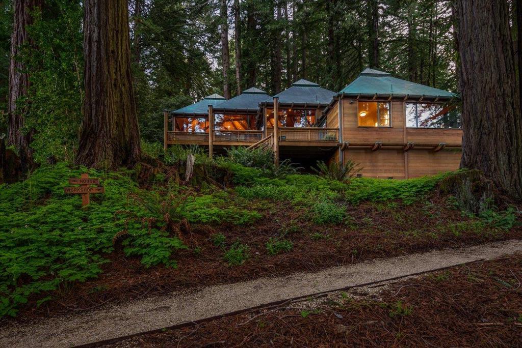 9 Summit Road