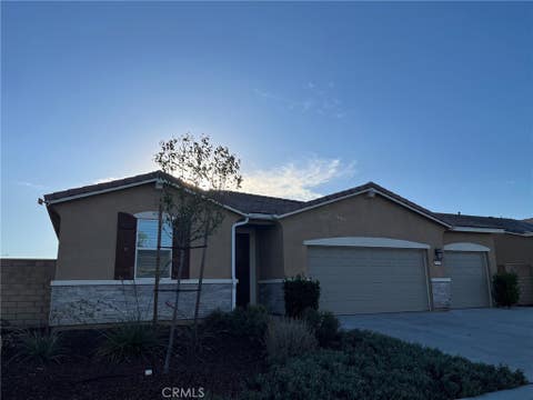Photo of 1937 Old Canyon DR, Hemet, CA 92545 (MLS # SW26180842)