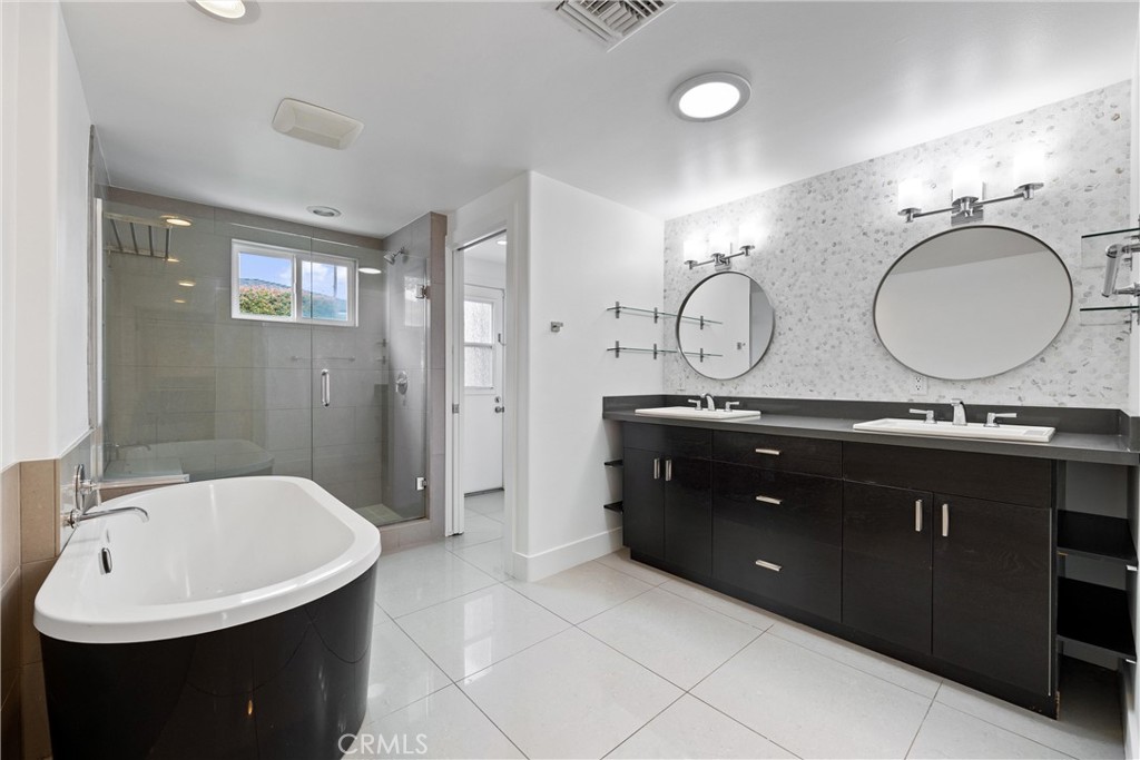 Freedom Homes (FREE) - Residential Lease