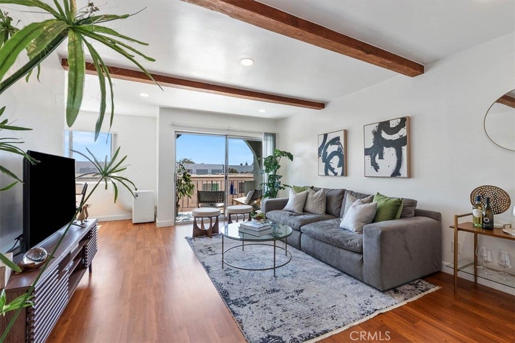 727 N Eucalyptus Avenue 18