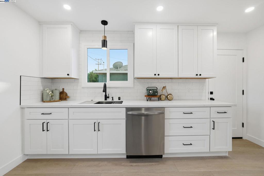 SAN LEANDRO BRDR - Residential