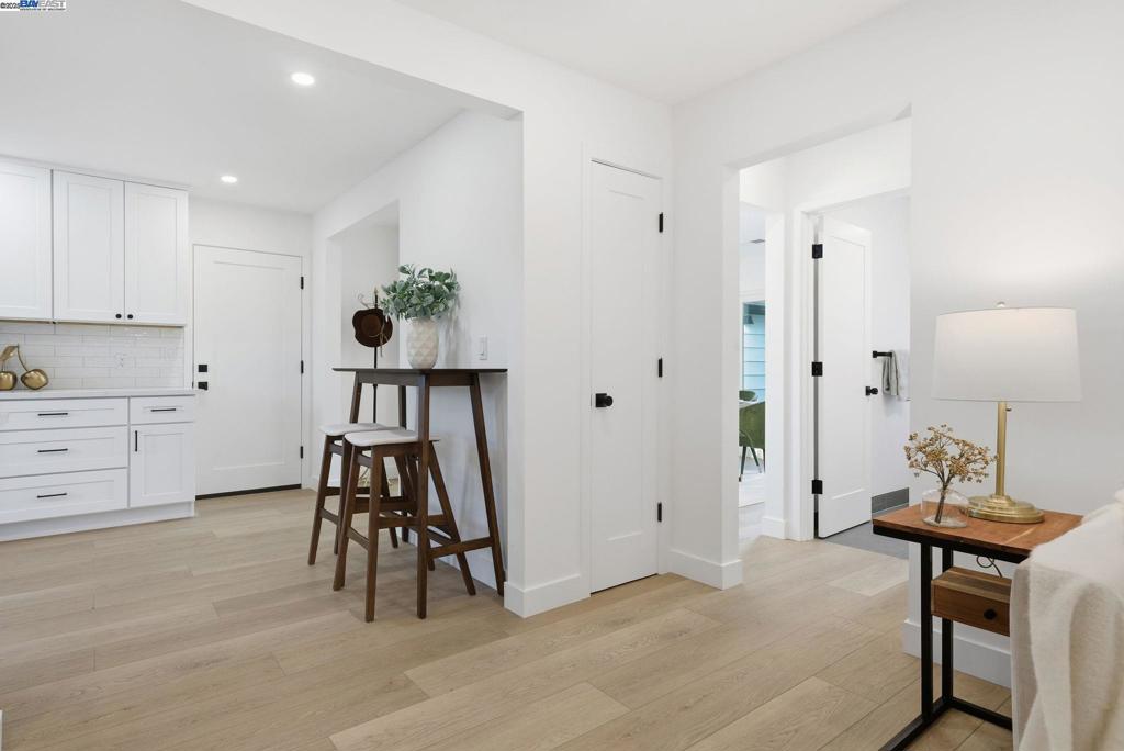 SAN LEANDRO BRDR - Residential