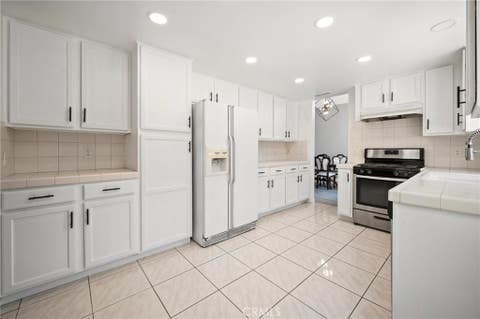 Tiny photo for 17543 Saticoy St ST, Northridge, CA 91325 (MLS # SR26102073)