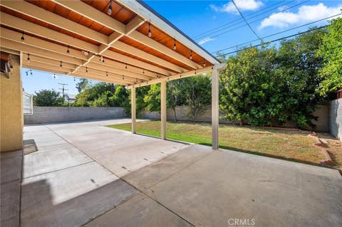 Tiny photo for 17543 Saticoy St ST, Northridge, CA 91325 (MLS # SR26102073)