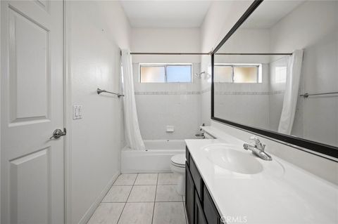 Tiny photo for 17543 Saticoy St ST, Northridge, CA 91325 (MLS # SR26102073)