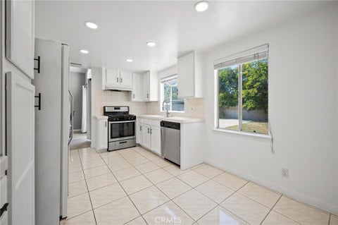 Tiny photo for 17543 Saticoy St ST, Northridge, CA 91325 (MLS # SR26102073)