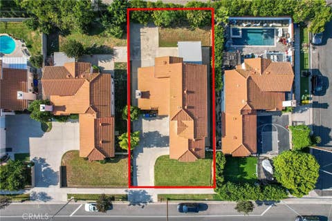 Tiny photo for 17543 Saticoy St ST, Northridge, CA 91325 (MLS # SR26102073)