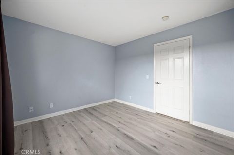 Tiny photo for 17543 Saticoy St ST, Northridge, CA 91325 (MLS # SR26102073)