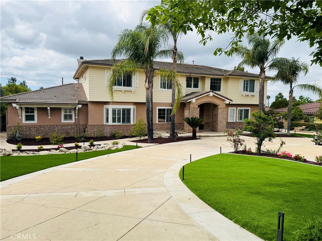 972 Olympic Court
