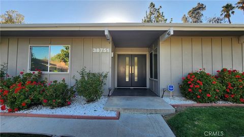 38751 Via Las Flores Murrieta CA 92563