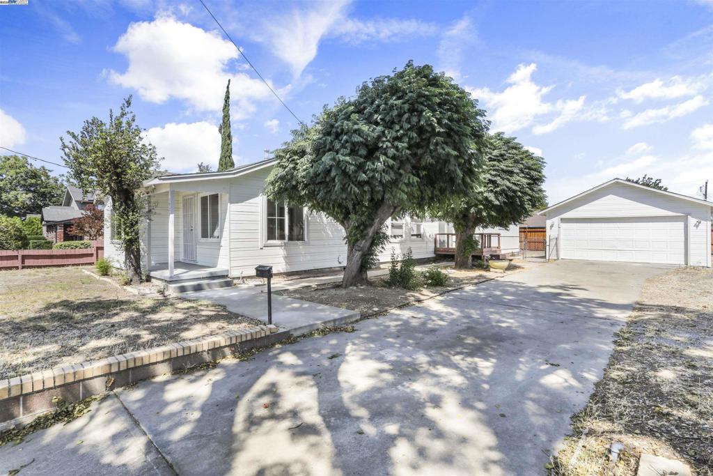 ANTIOCH - Residential