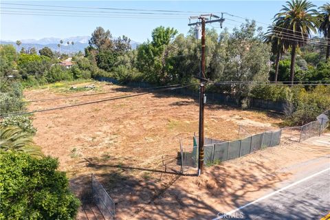 Photo of 0 Covina Hills Road, Covina, CA 91724 (MLS # CV26059796)