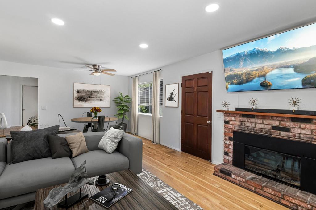 7004 Mount Vernon
