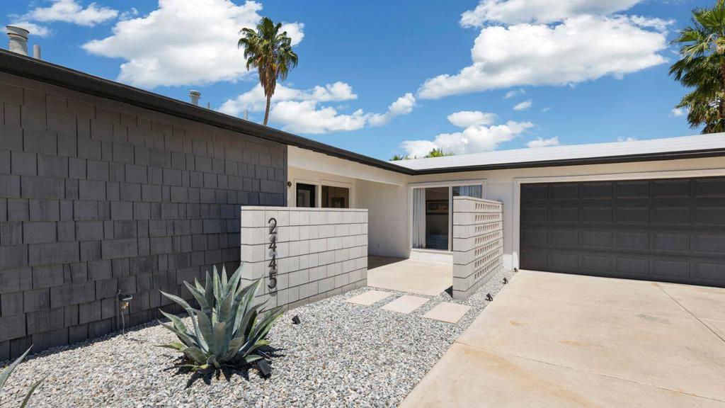 2445 S Broadmoor Drive