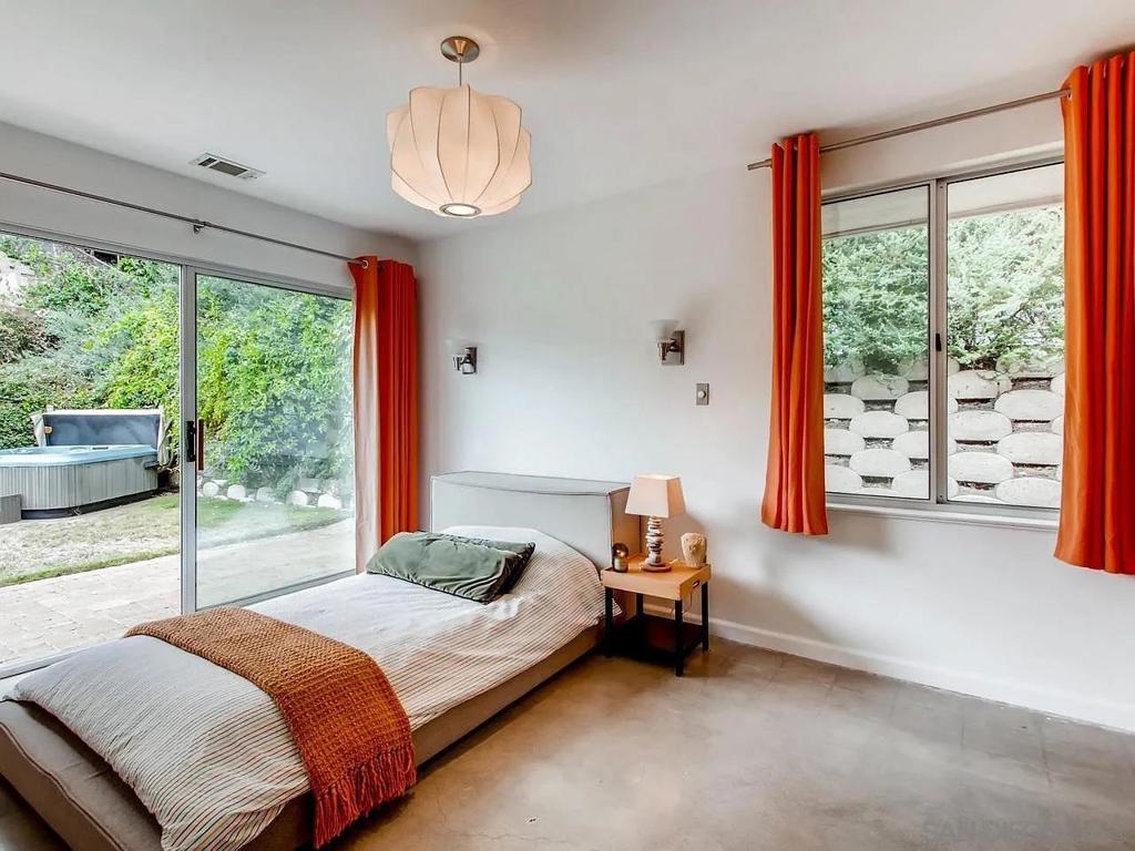 Clairemont - Residential Lease