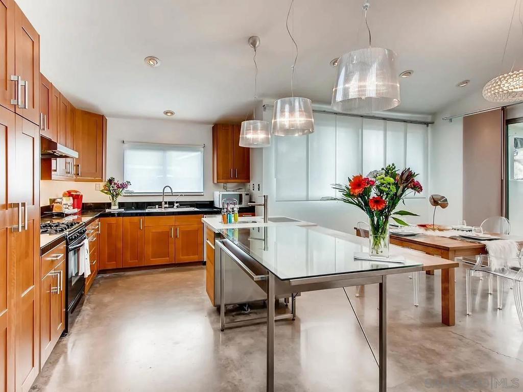 Clairemont - Residential Lease