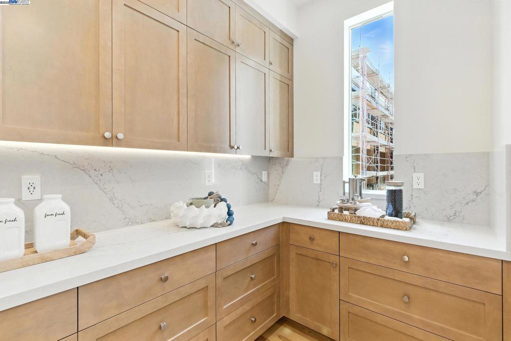 ALAMEDA - Residential