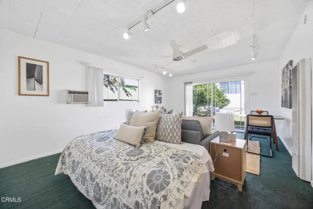 Pasadena, California 91104, United States, 3 Bedrooms Bedrooms, ,2 BathroomsBathrooms,Residential,Active,232730