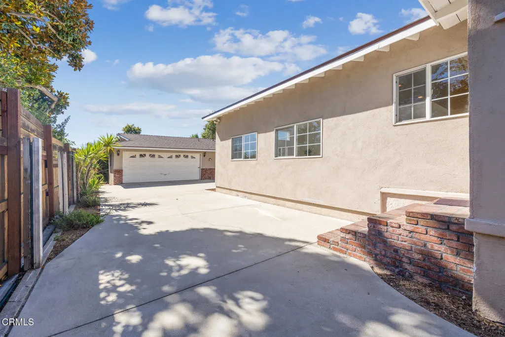 Pasadena, California 91104, United States, 3 Bedrooms Bedrooms, ,2 BathroomsBathrooms,Residential,Active,232730