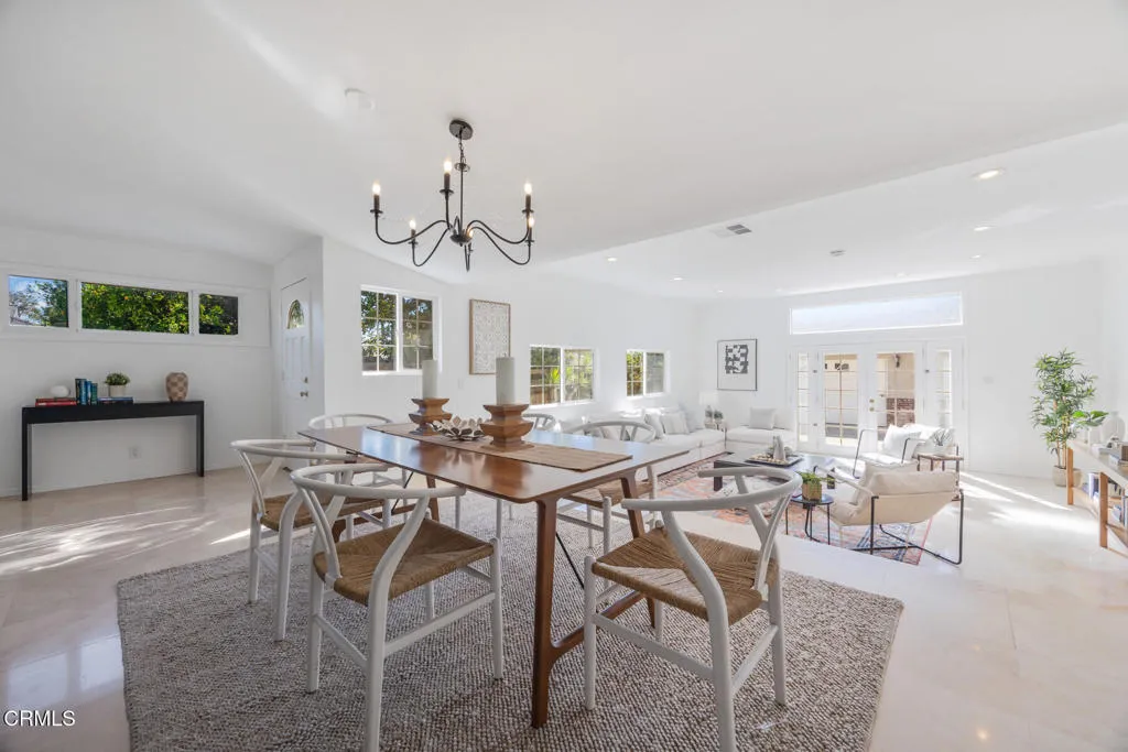 Pasadena, California 91104, United States, 3 Bedrooms Bedrooms, ,2 BathroomsBathrooms,Residential,Active,232730