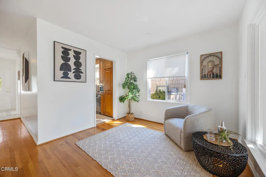 Pasadena, California 91104, United States, 3 Bedrooms Bedrooms, ,2 BathroomsBathrooms,Residential,Active,232730