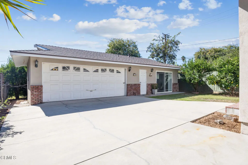 Pasadena, California 91104, United States, 3 Bedrooms Bedrooms, ,2 BathroomsBathrooms,Residential,Active,232730