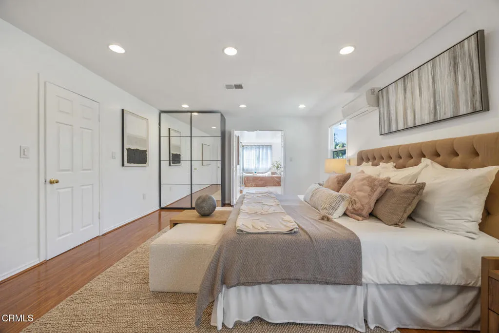 Pasadena, California 91104, United States, 3 Bedrooms Bedrooms, ,2 BathroomsBathrooms,Residential,Active,232730