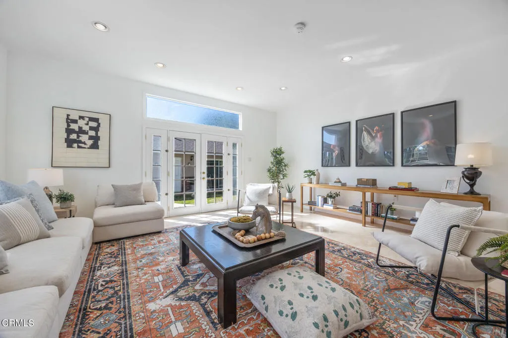 Pasadena, California 91104, United States, 3 Bedrooms Bedrooms, ,2 BathroomsBathrooms,Residential,Active,232730