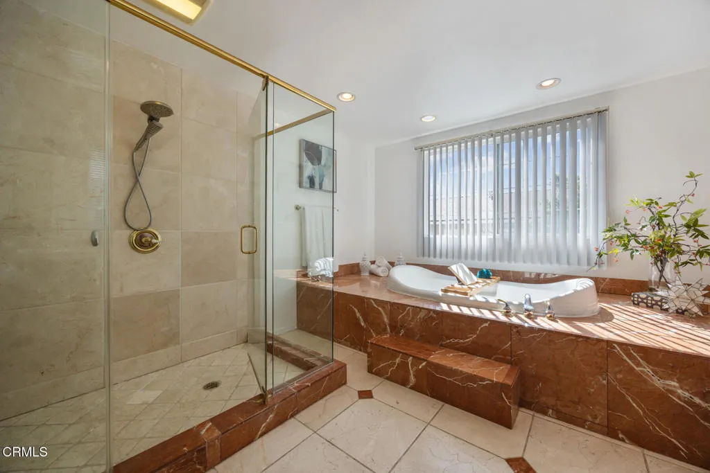 Pasadena, California 91104, United States, 3 Bedrooms Bedrooms, ,2 BathroomsBathrooms,Residential,Active,232730