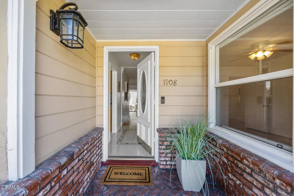 Pasadena, California 91104, United States, 3 Bedrooms Bedrooms, ,2 BathroomsBathrooms,Residential,Active,232730