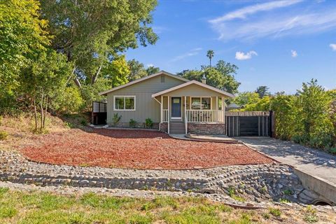 Photo of 4003 Granite Creek Road, Scotts Valley, CA 95066 (MLS # ML82051014)