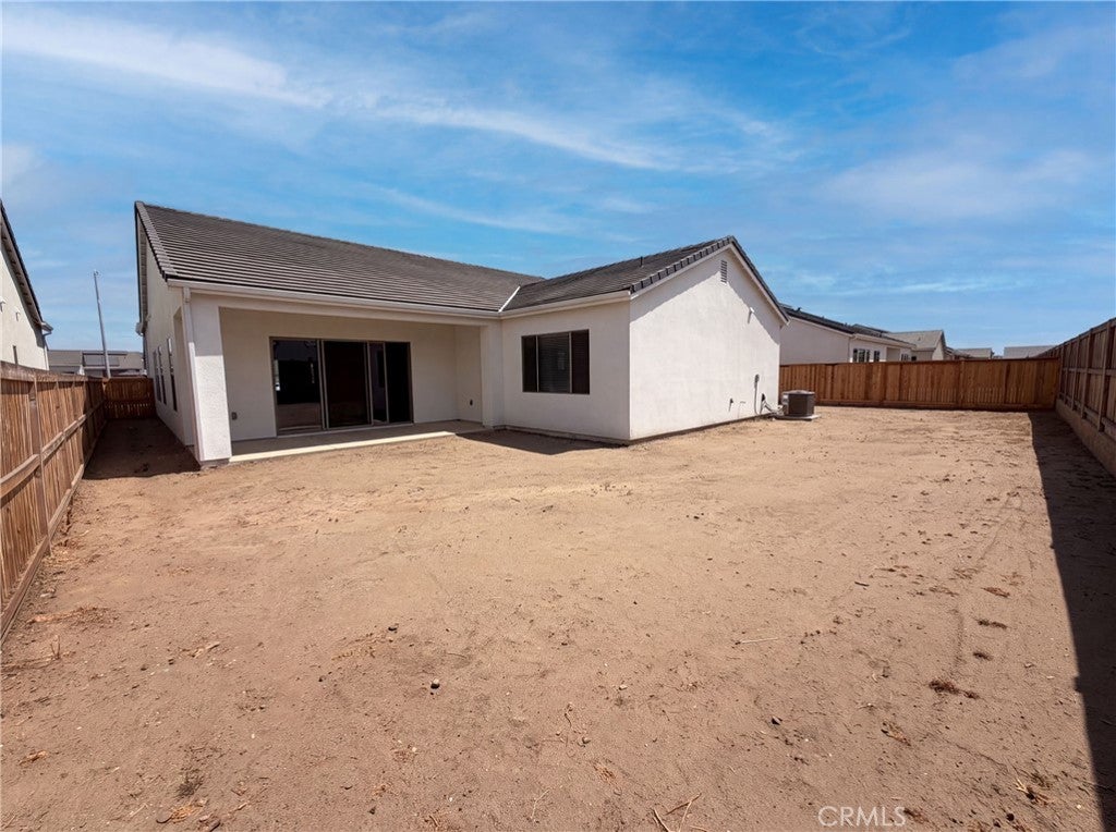 2262 N Marion