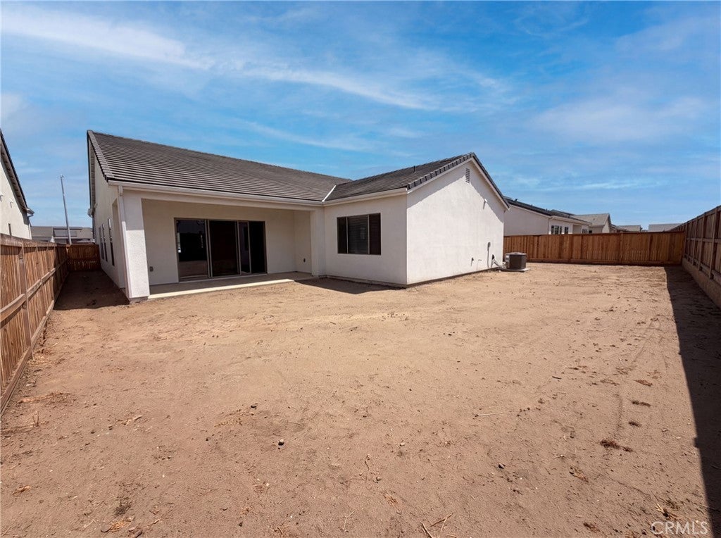 2262 N Marion