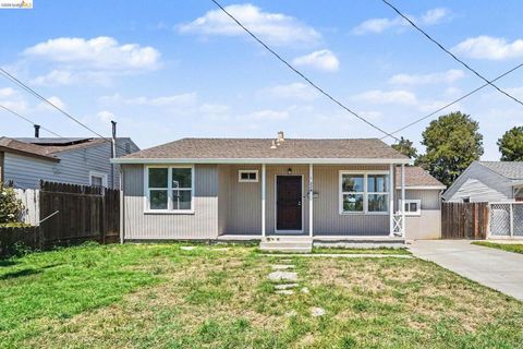 Photo of 1220 W 7Th St ST, Antioch, CA 94509 (MLS # 41134138)