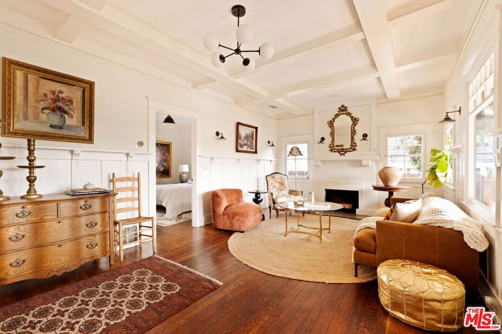 2217 Marathon Street