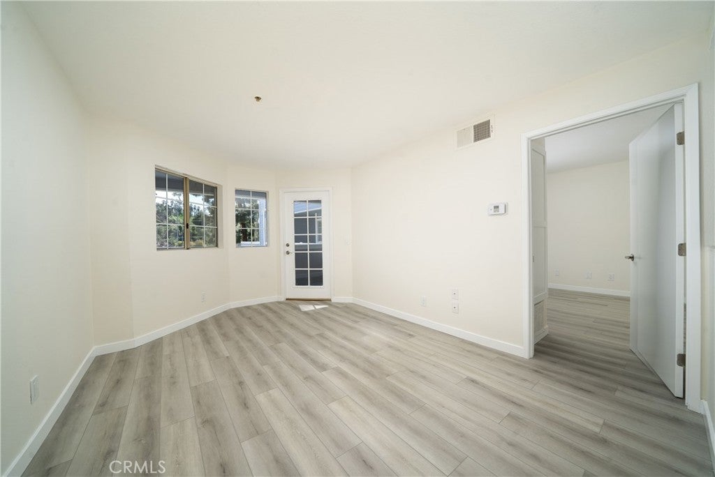 1501 N Brea Boulevard 212
