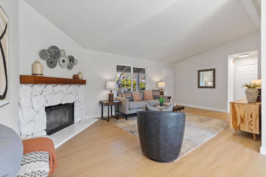 2667 Sand Point Drive