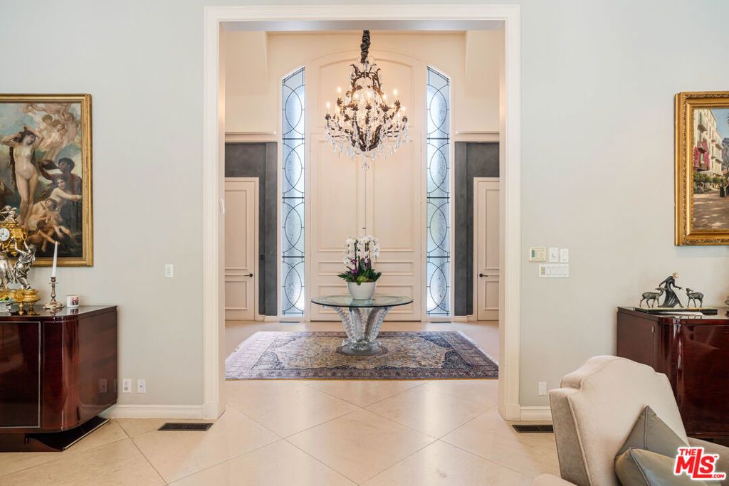 Photo of 915 Hartford Way, Beverly Hills, CA 90210 (MLS # 26768619)