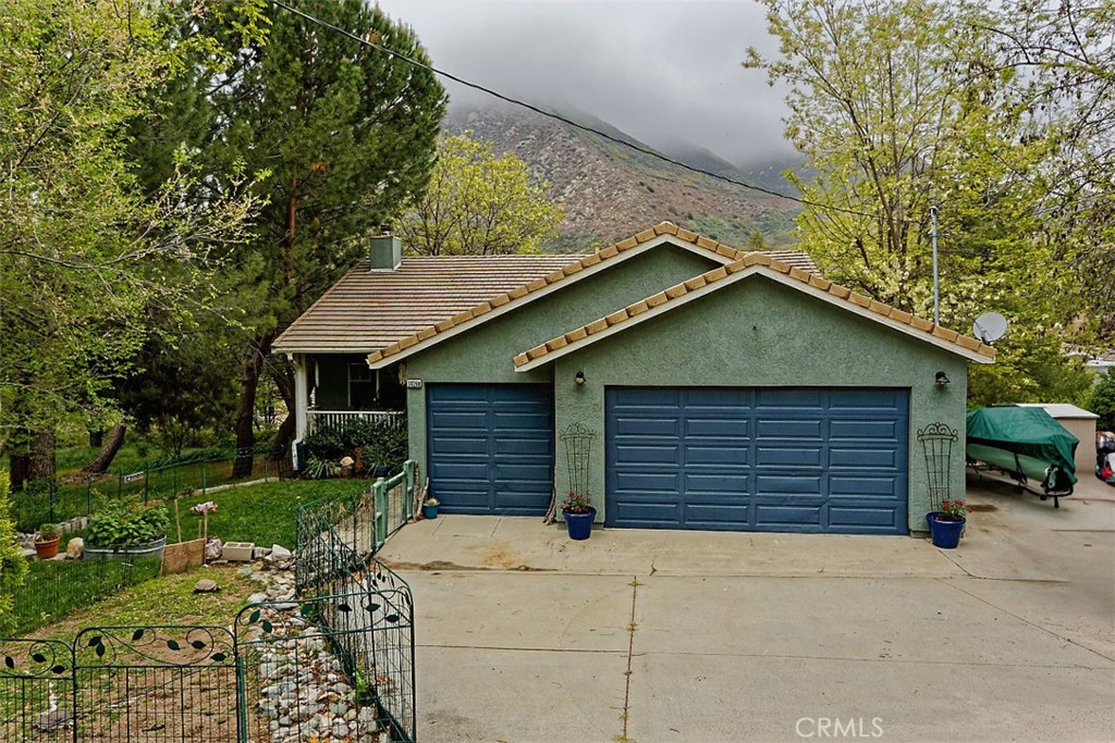 14298 Club View Drive