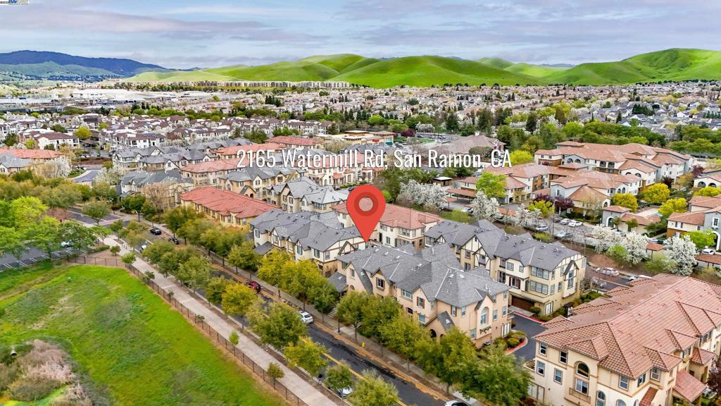 WINDEMERE - Residential