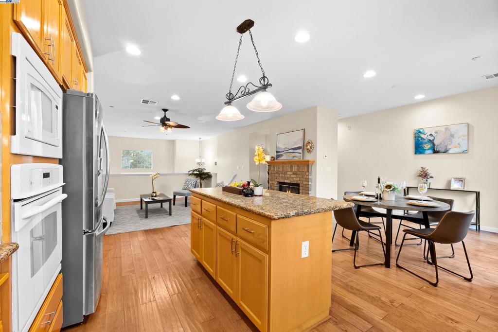 WINDEMERE - Residential