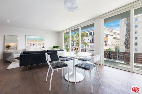 Photo of 1425 N Crescent Heights Boulevard #101, West Hollywood, CA 90046 (MLS # 25625853)