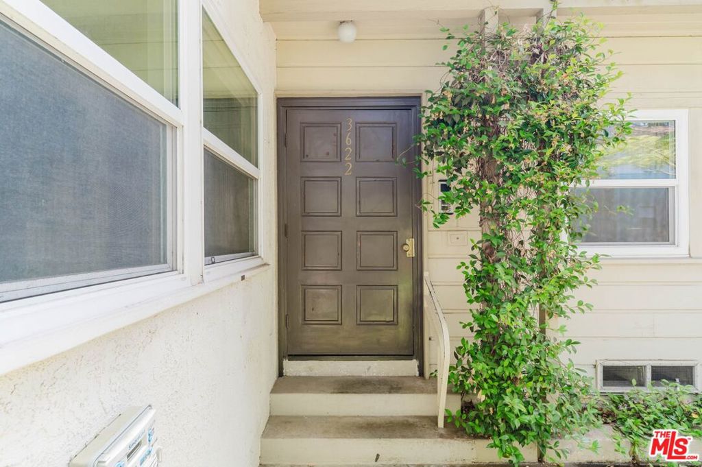 3622 Kalsman Drive 2