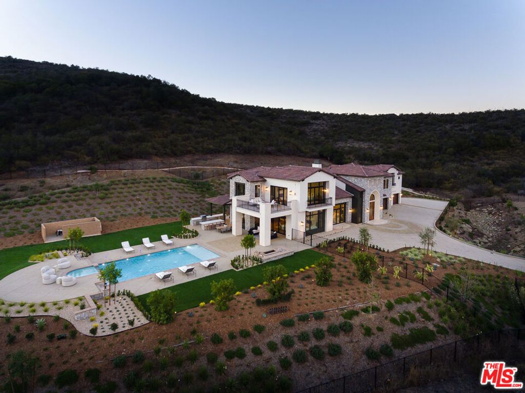 Photo of 1985 Highgate Road, Westlake Village, CA 91361 (MLS # 25609759)