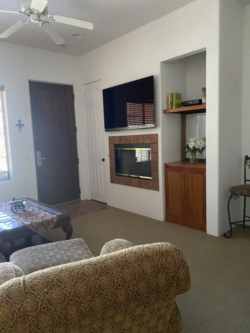Casitas Las Rosas - Residential Lease